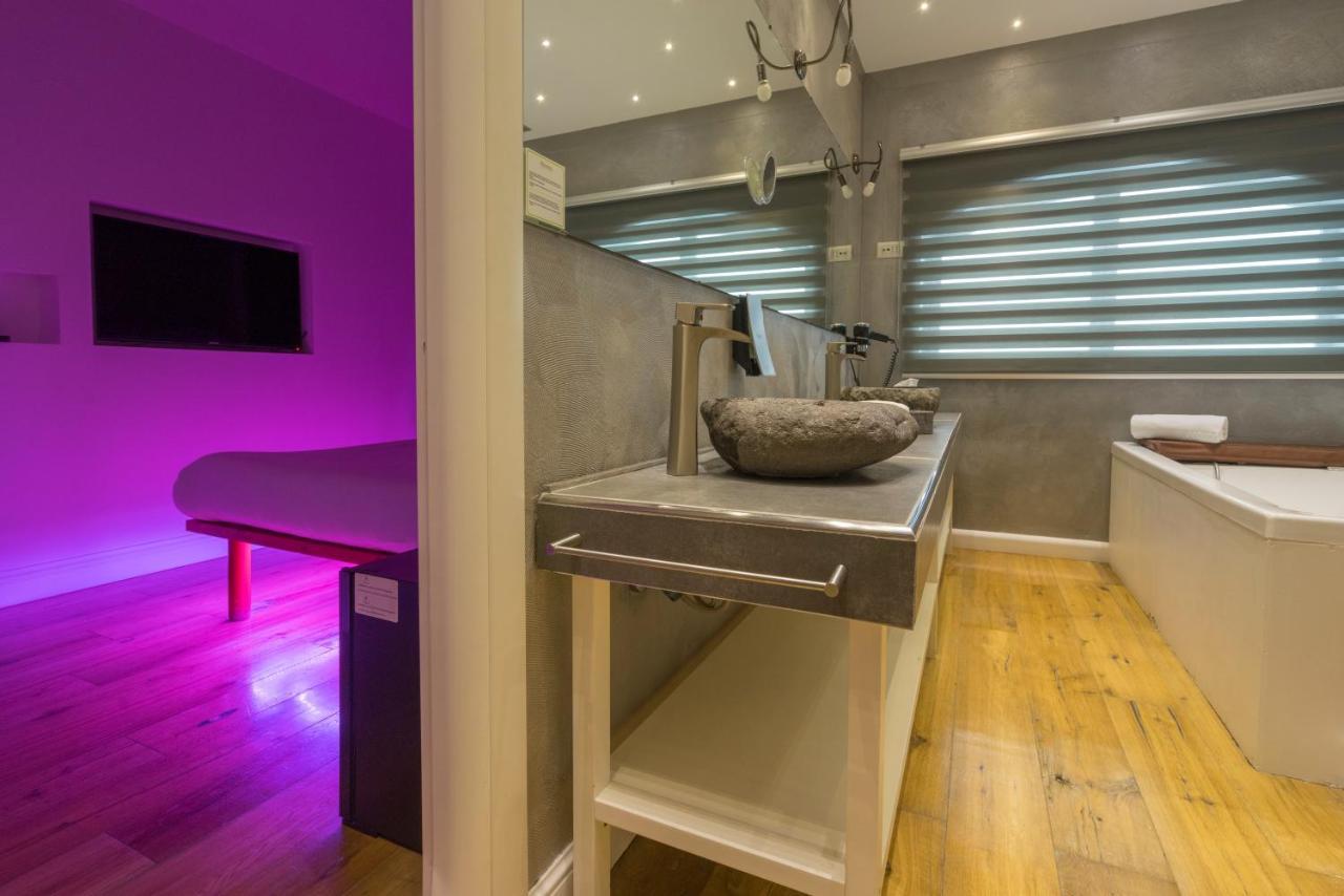 Gasthuis Colosseum Jacuzzi Suites Rome